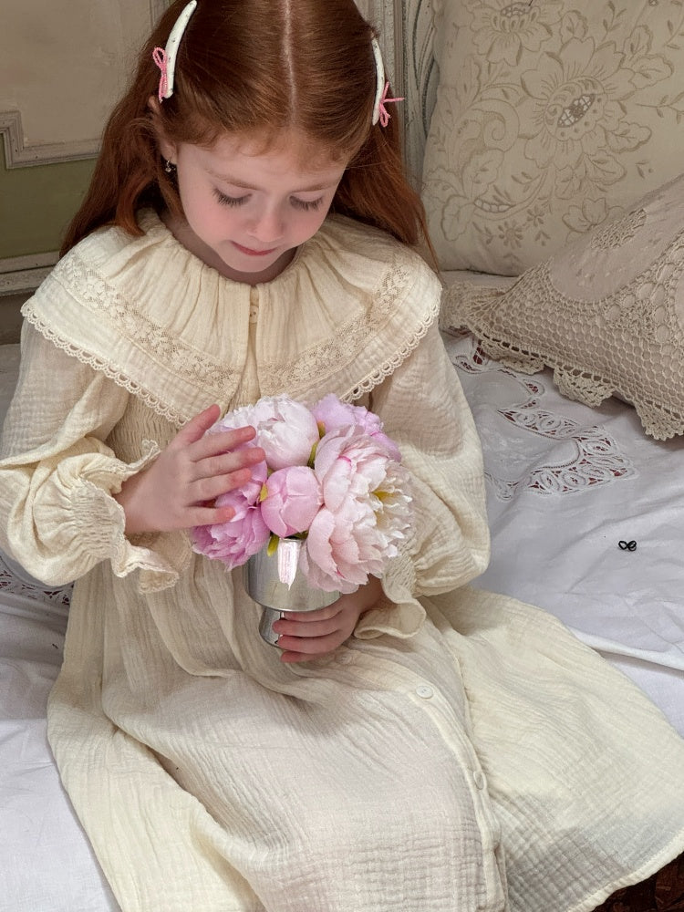Girls Lace Collar Smocked Muslin Dress, Ivory