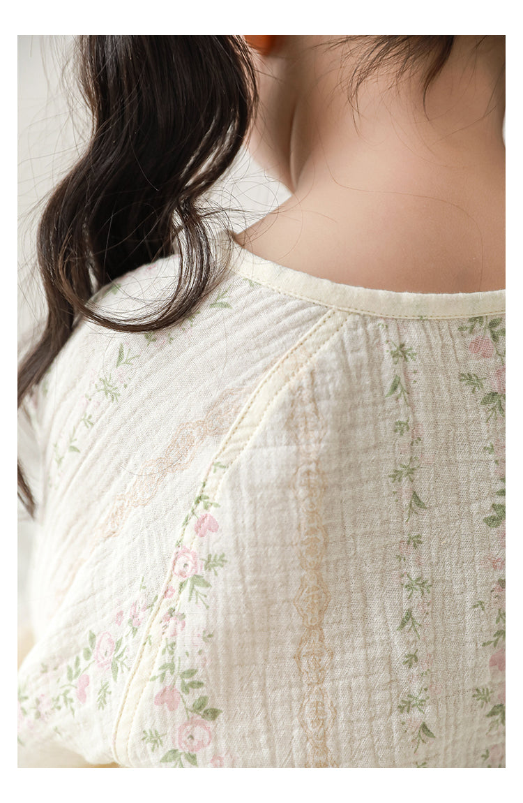 Ava & Bear London girls’ lounge & sleepwear set featuring striped floral print