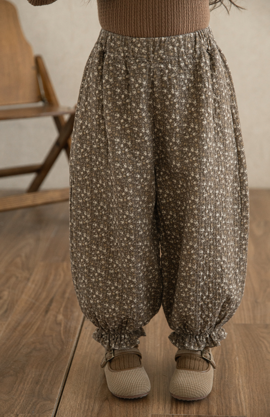 Girls Balloon Elasticated Hem Trousers, Brown Floral