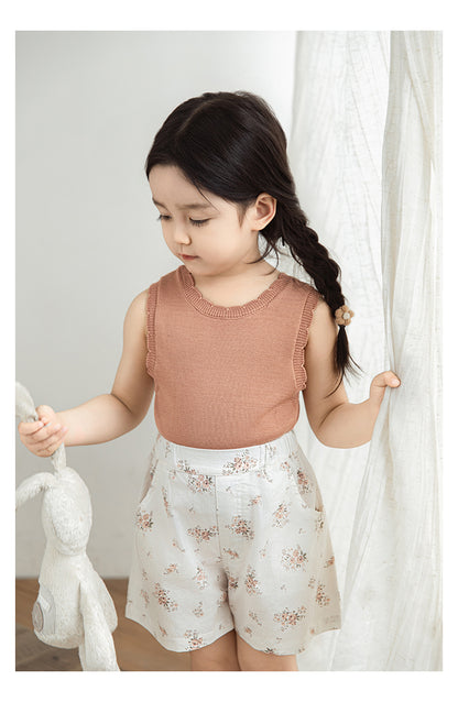 Girls LIghtweight White Cotton Shorts, Vintage Floral